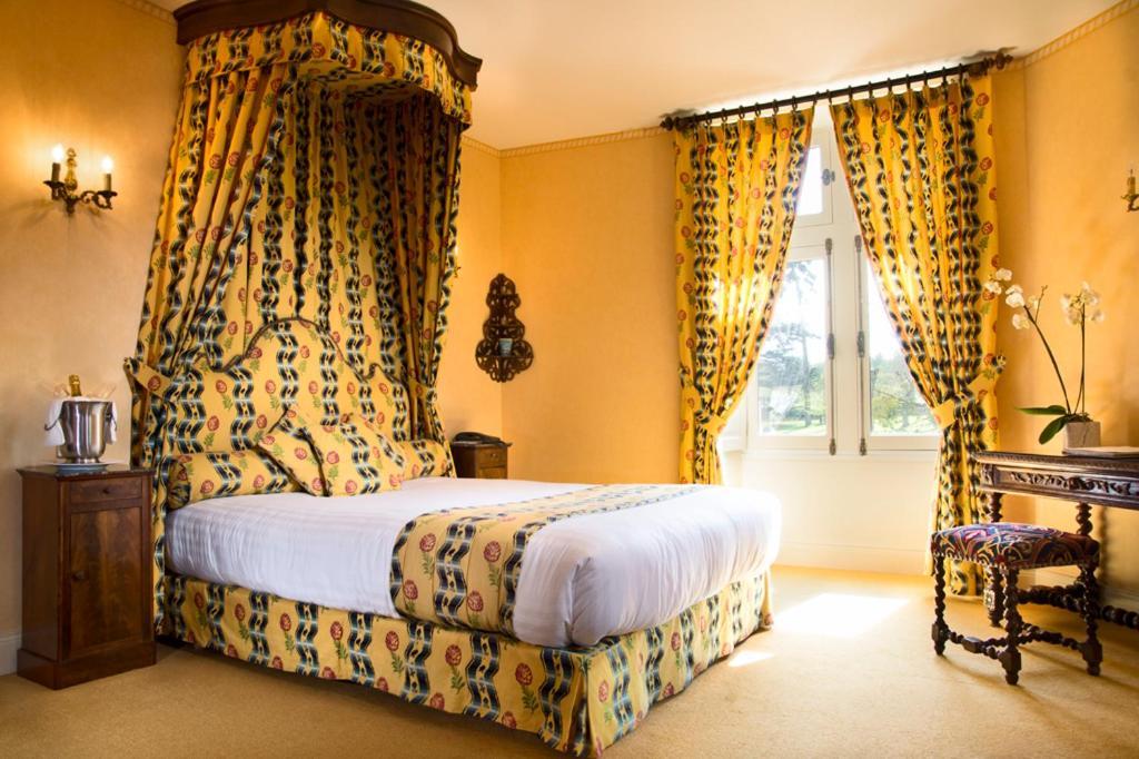 Domaine De Brou Hotel Noyant-de-Touraine Екстериор снимка