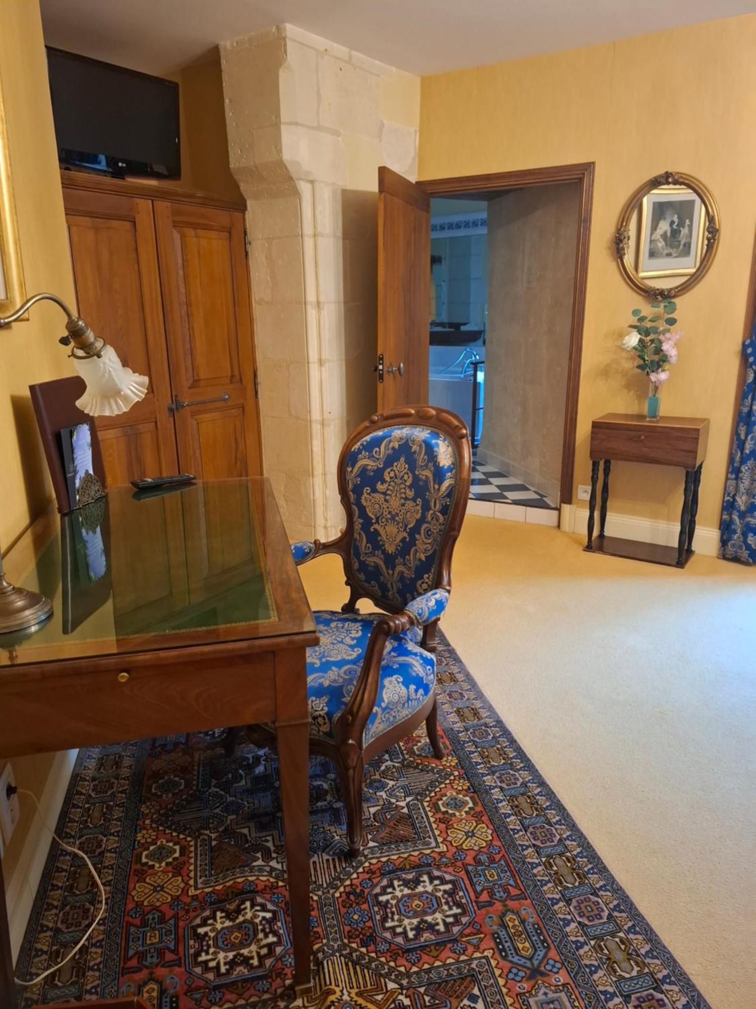 Domaine De Brou Hotel Noyant-de-Touraine Екстериор снимка