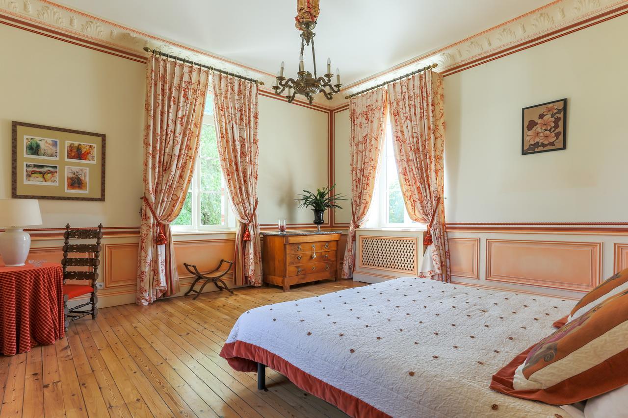 Domaine De Brou Hotel Noyant-de-Touraine Екстериор снимка
